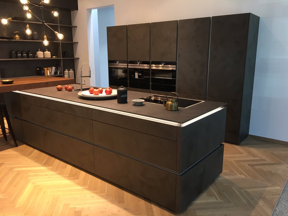 Weer bij de MOW geweest was top!! Zeer mooie dingen weer gezien. Foto's te zien @ homeadvicewimidazo.nl