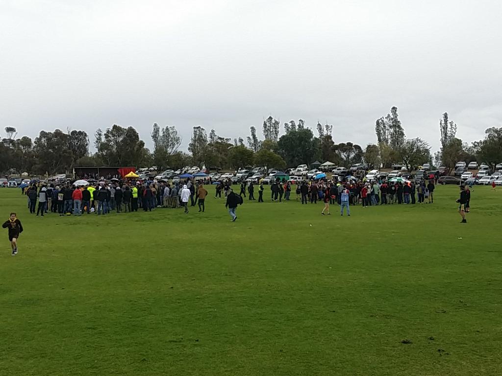 Great crown today at #millewafooty Millewa Netball and AFL Sunraysia Womens matches at Lake Cullulleraine despite the weather