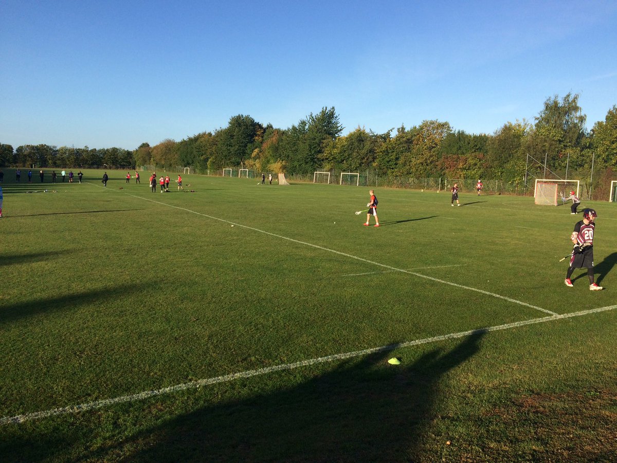 swelacrosse's tweet photo. Getting ready for #filthybirds #girlsinblue https://t.co/6RDz5yv8rG