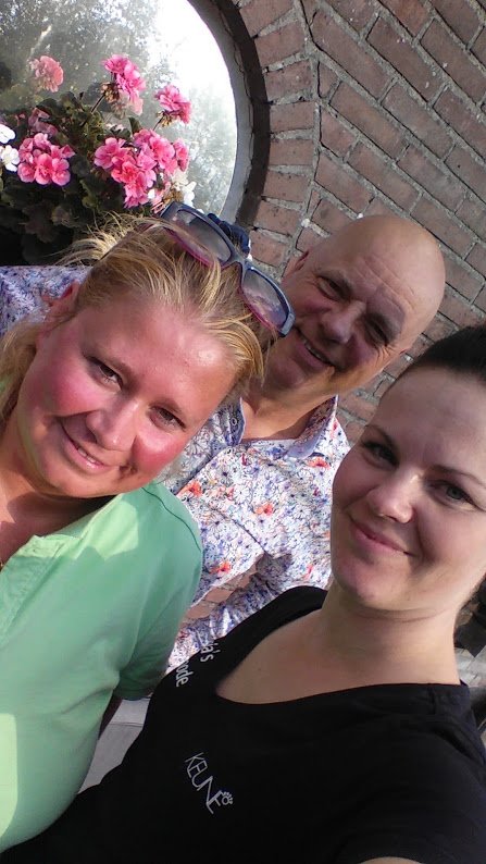 hildern's tweet image. Gistermiddag een goed gesprek gehad met Geert Wijnbergen en @SonjaHaarmode over @OBD_MD #hoofdmassages #goededoel #PrinsesMargrietManege