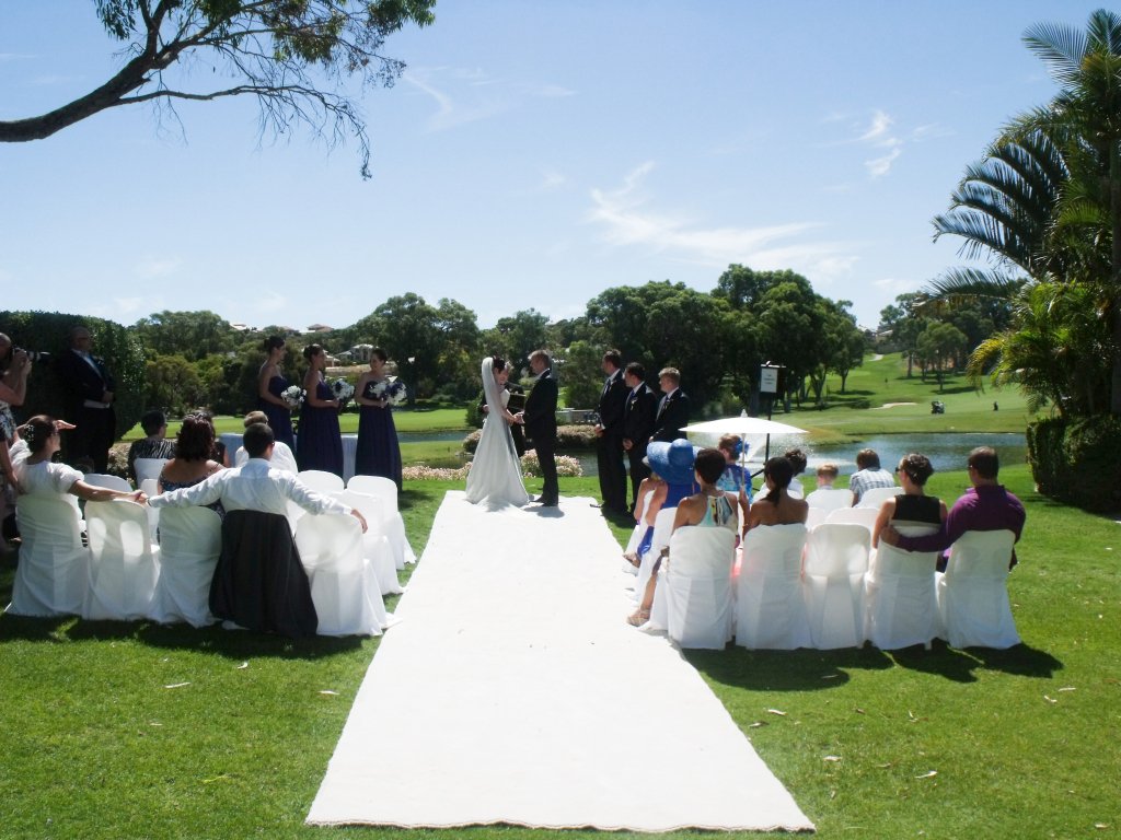 CelebrantPerth's tweet photo. #WeddingsPerth, #perthbrides, #Perthweddingphotographer, #Weddings, #VintageWedding, #SwanValleyWeddings, #Perth https://t.co/b31o03zoTL