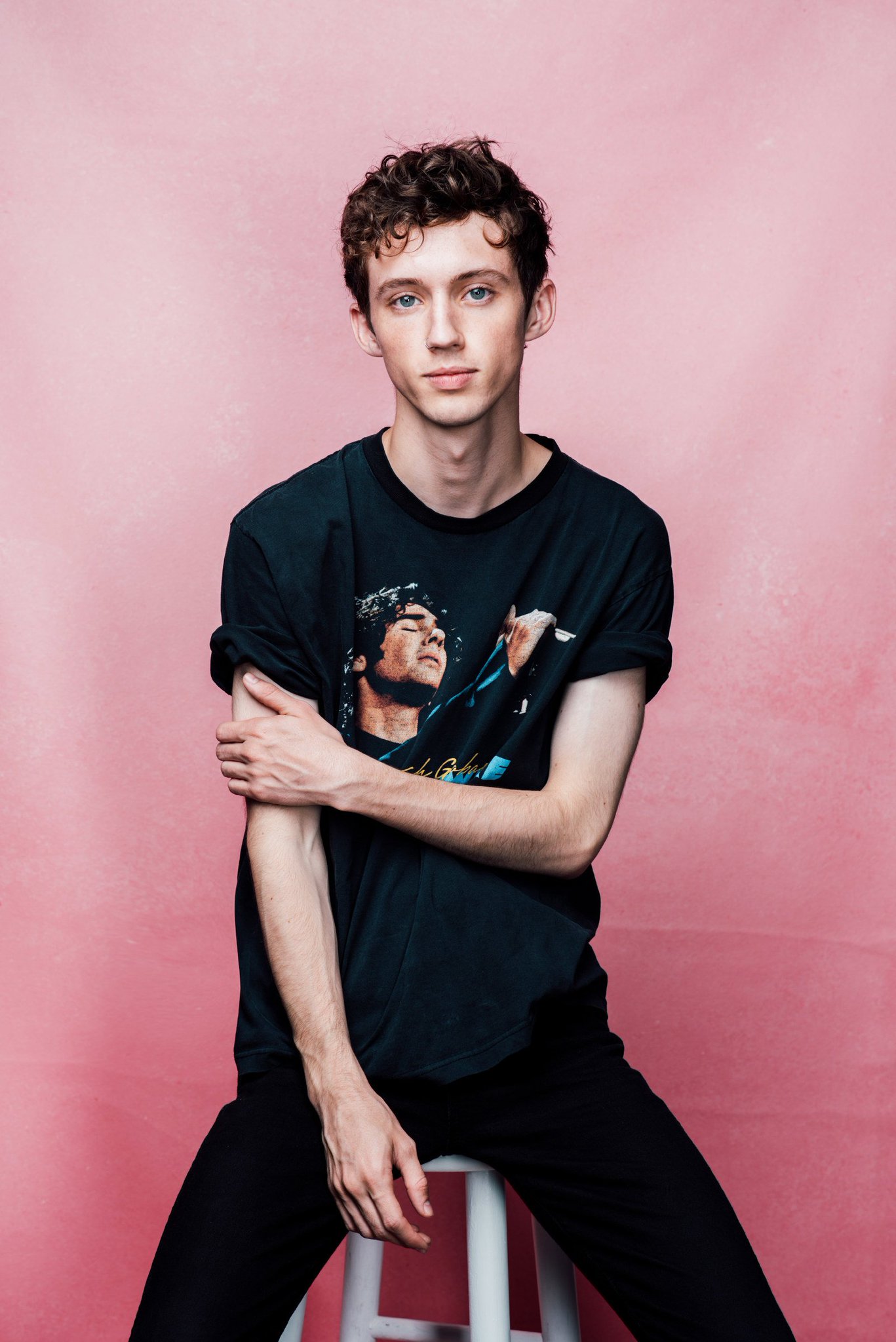 on twitter troye sivan buzzfeed photoshoot september on twitter troye sivan buzzfeed photoshoot september