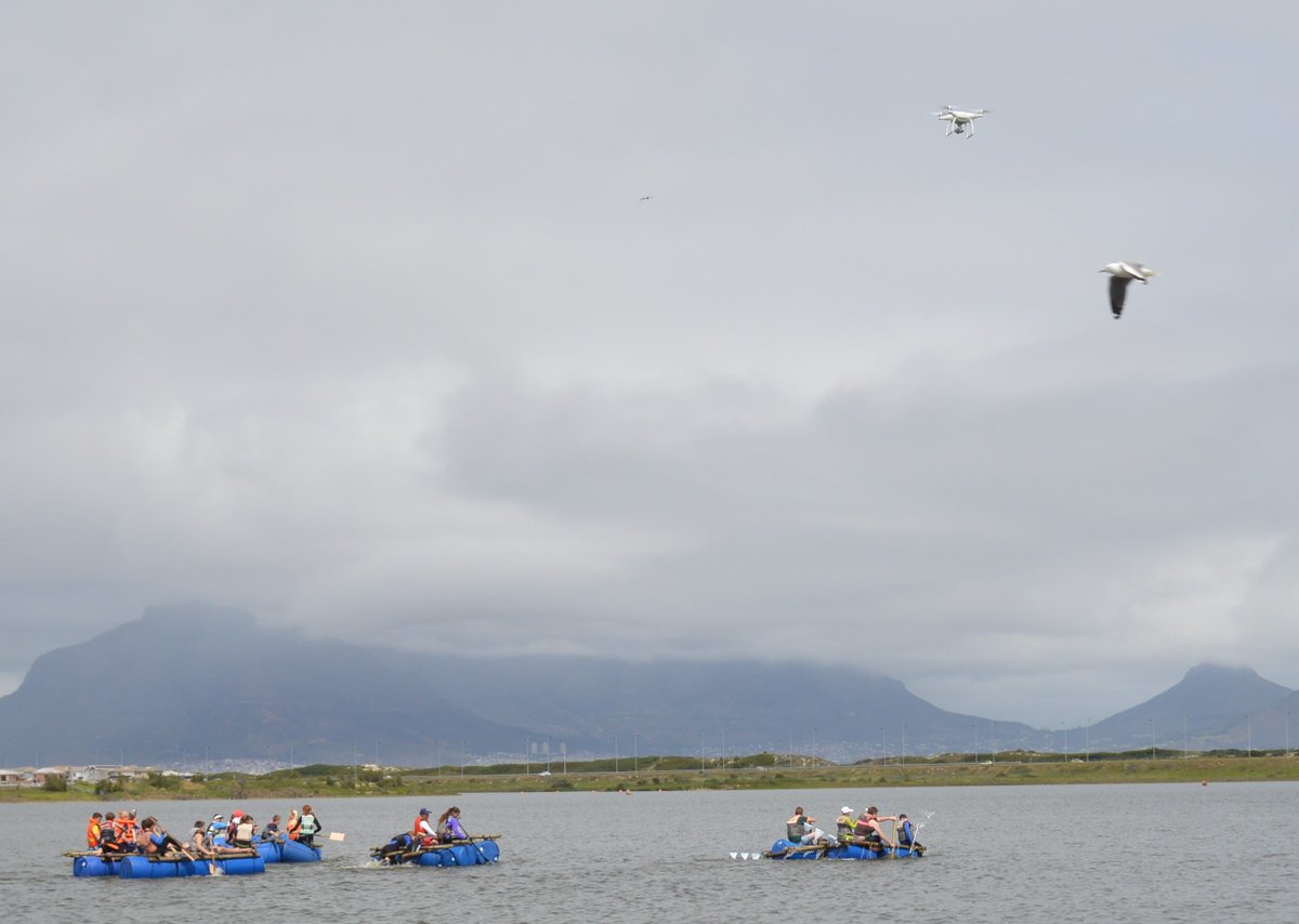 EishExp's tweet photo. #HeritageDay #AnythingthatFloats2016 @Cellucity #Rietvlei #MilnertonAquaticClub @michaelfranck #drone #seagull https://t.co/IIhB3AmqFT