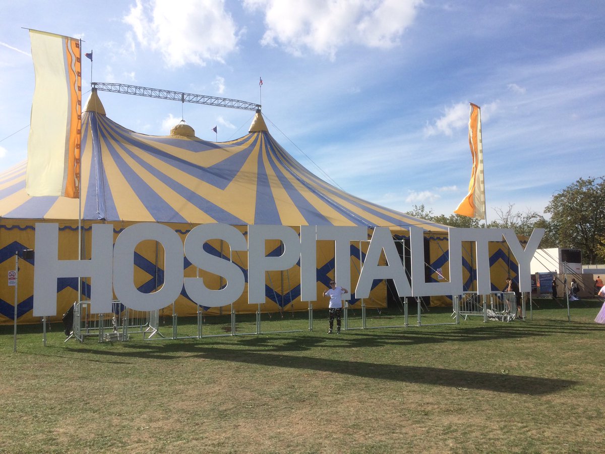 Two Pass the Beat volunteers - 10k <a href="/HospitalRecords/">Hospital Records</a> fans! Let's spread some <a href="/NHSOrganDonor/">NHS Organ Donation 💗🫀🫁</a> love at Hospitality in the Park!