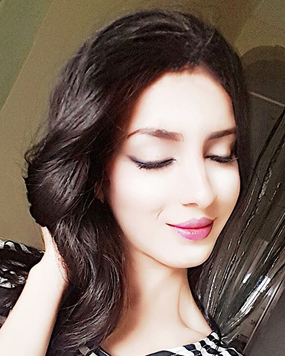 SuhilaBnLachhab's tweet photo. صباح الخير أحباب قلبي 😙😙
الجاي إن شاء الله يكون على قد قيمتكم ��عبكم وسهركم ❤ كل شي ماشي اوك 😉
#souhilabenlachhab https://t.co/9qH8QmxIuq