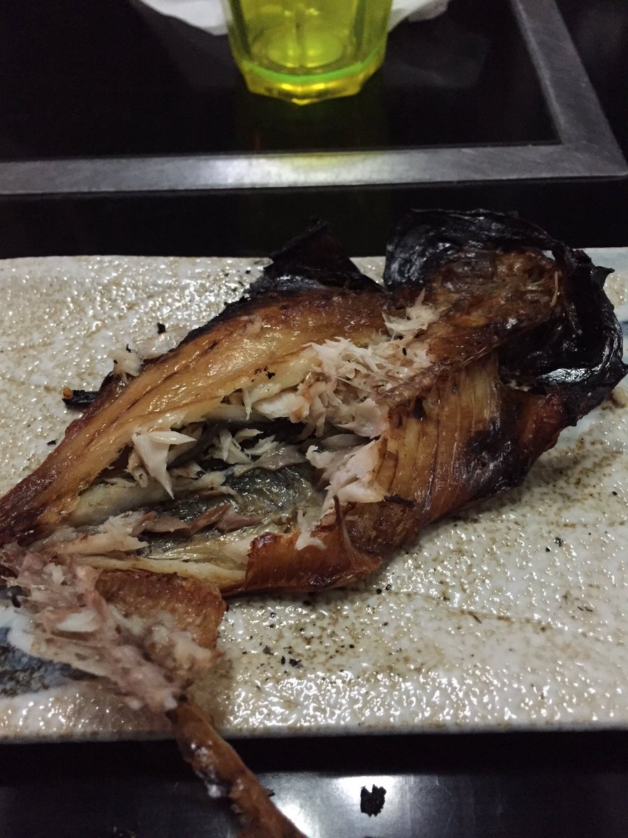誰か魚の開き的なやつの食べ方教えてくださいwww
the分解or崩壊しちゃうんだけどw