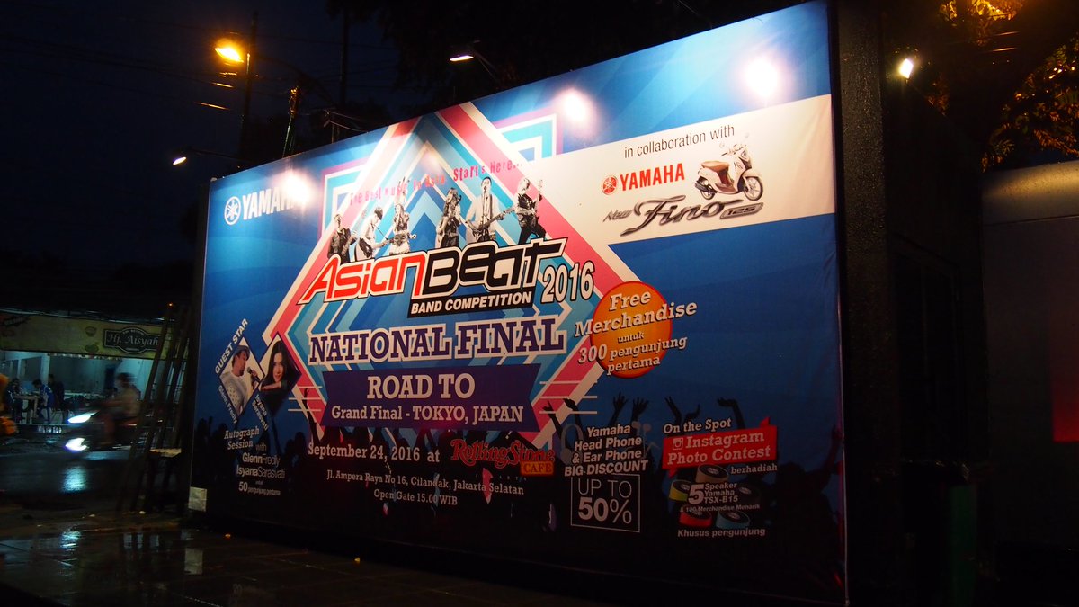 yamahaindonesia's tweet photo. Brosis segera merapat yuk ke Rolling Stone Cafe Jakarta. 
Akan ada penampilan dari @isyanasarasvati &amp; @GlennFredly.. #AsianBeat2016 https://t.co/FV8LOBF1nw