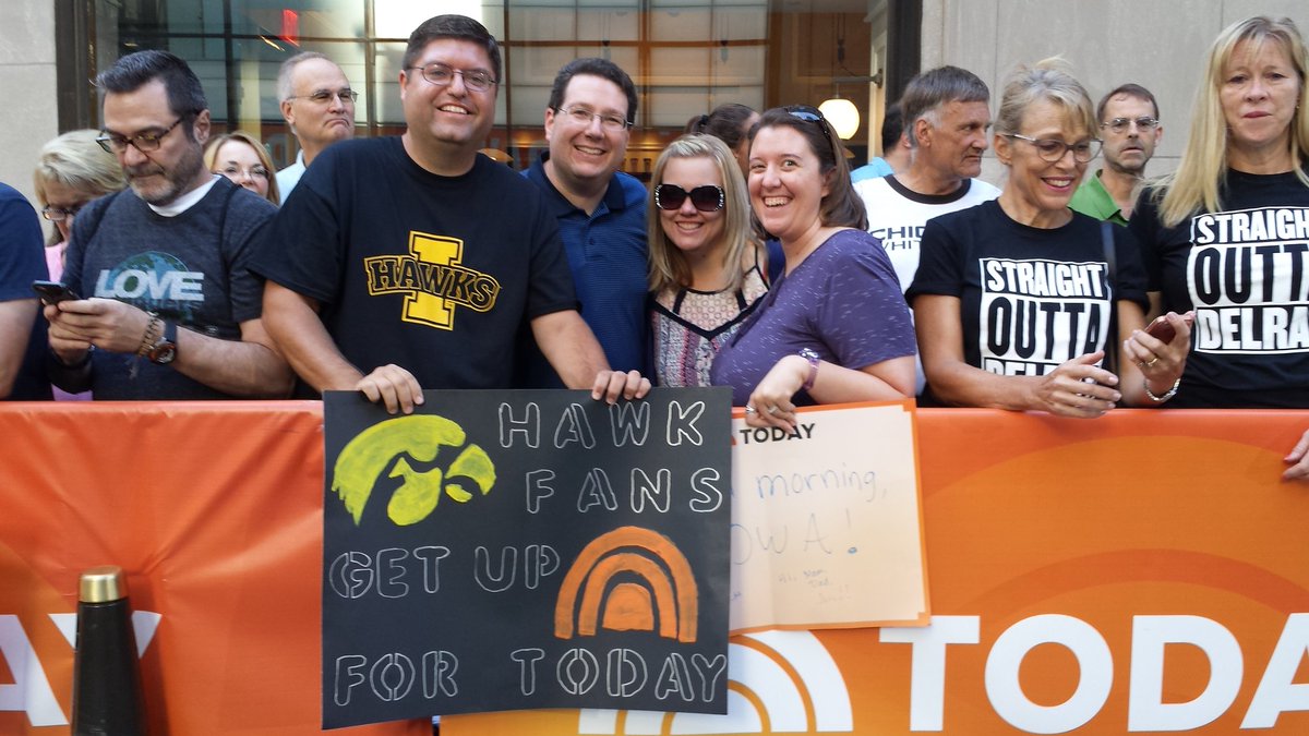 ClintDiehl's tweet photo. Started day in NYC w @TODAYshow #todayplaza (thanks for photo and hosting a bunch of Iowa fans @alexontheplaza) https://t.co/bp1V9ShoRP