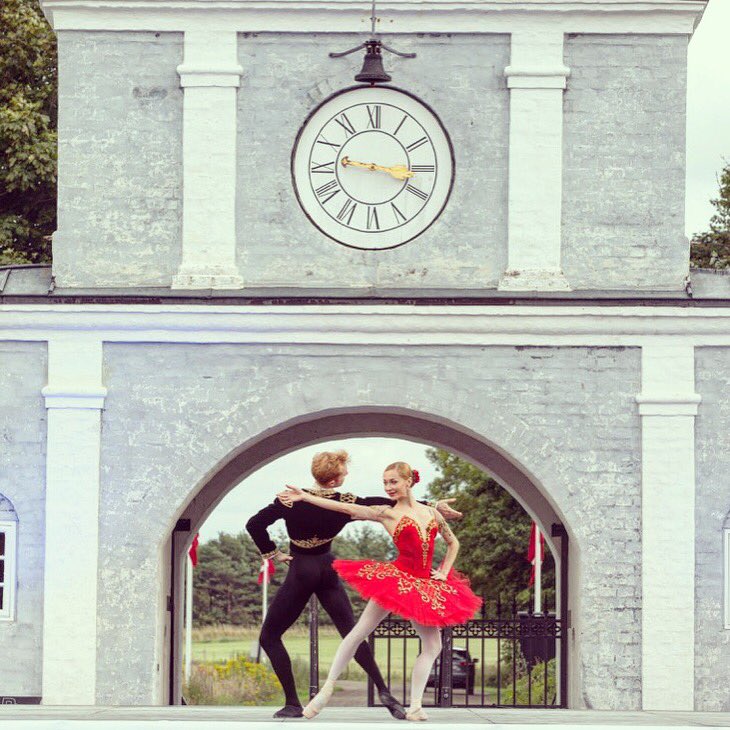 Don Quoxite tonight at @theaterdortmund with the amazing @ianasalenko 👏👏👏

Photo by @andreuspenski taken during #Verdensballetten