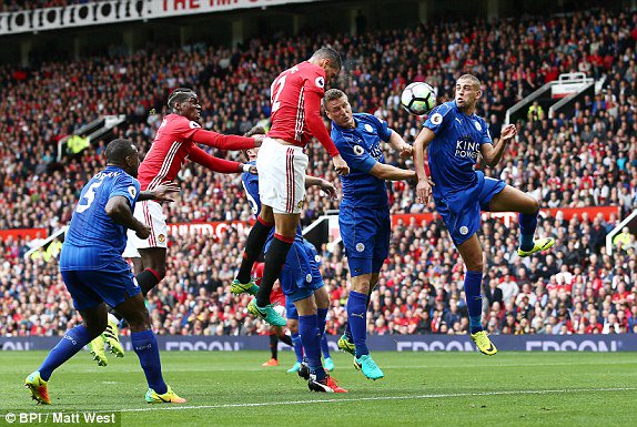 MUFCpics's tweet photo. Stand in captain #ChrisSmalling heads #MUFC into the lead against #LeicesterCity. @premierleague https://t.co/MxJXXGr8qQ