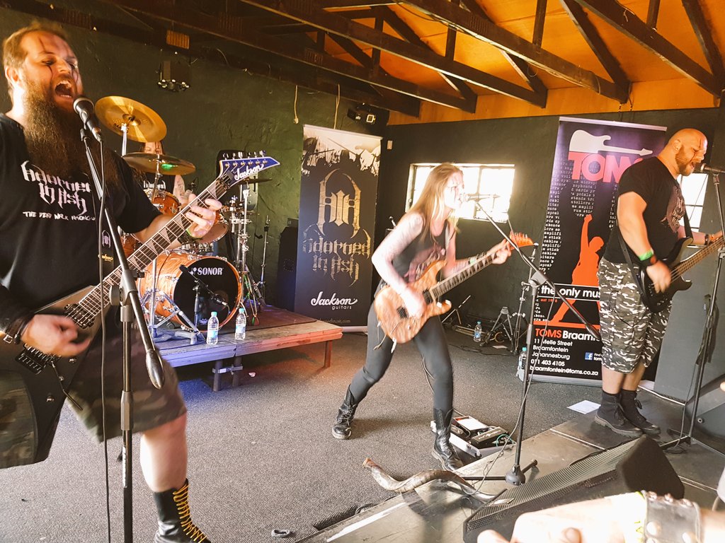 SARecStudios's tweet photo. @Adorned_in_Ash popping their @KrankdUpFest cherry with vigour! \m/ #KU2016 https://t.co/V4HFW7Wg7P