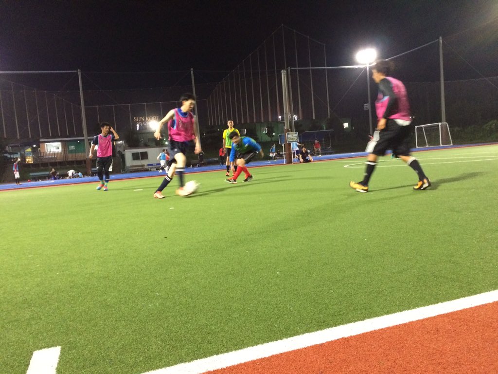 fc_unify_2015's tweet photo. 9月最後の活動お疲れ様でした！
こないだ言ってた戦術もできて
なかなか良い動きでした！😋
��日で一旦お休みのメンバーもいますがまたみんなで出来る日が来ますように…💭次回の活動は10/11(火)20時〜朝霧！
#FC・UNIFY #ひとつになる https://t.co/vHsf7TWFnh