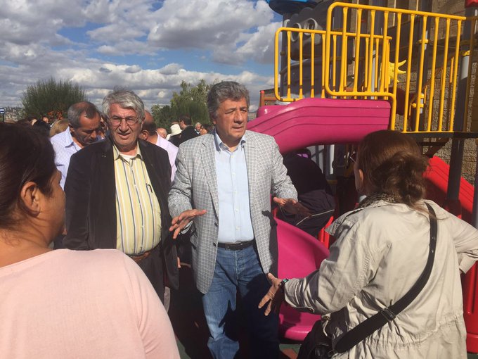 View image on Twitter