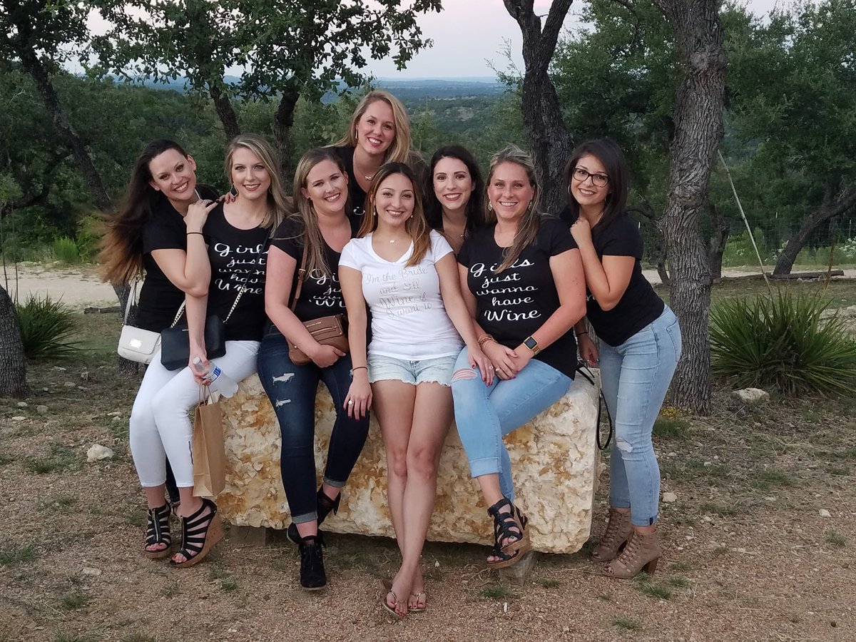 hawksshadow's tweet image. Great shirts. Great group. Great time. Congratulations Mandi, we were so happy to be a small part of your celebration yesterday! #HSV