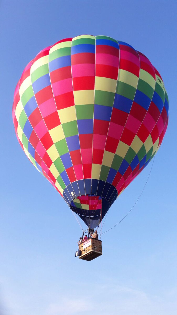 Prachtige nazomeravond voor een mooie ballonvaart van Dalfsen naar Meppel