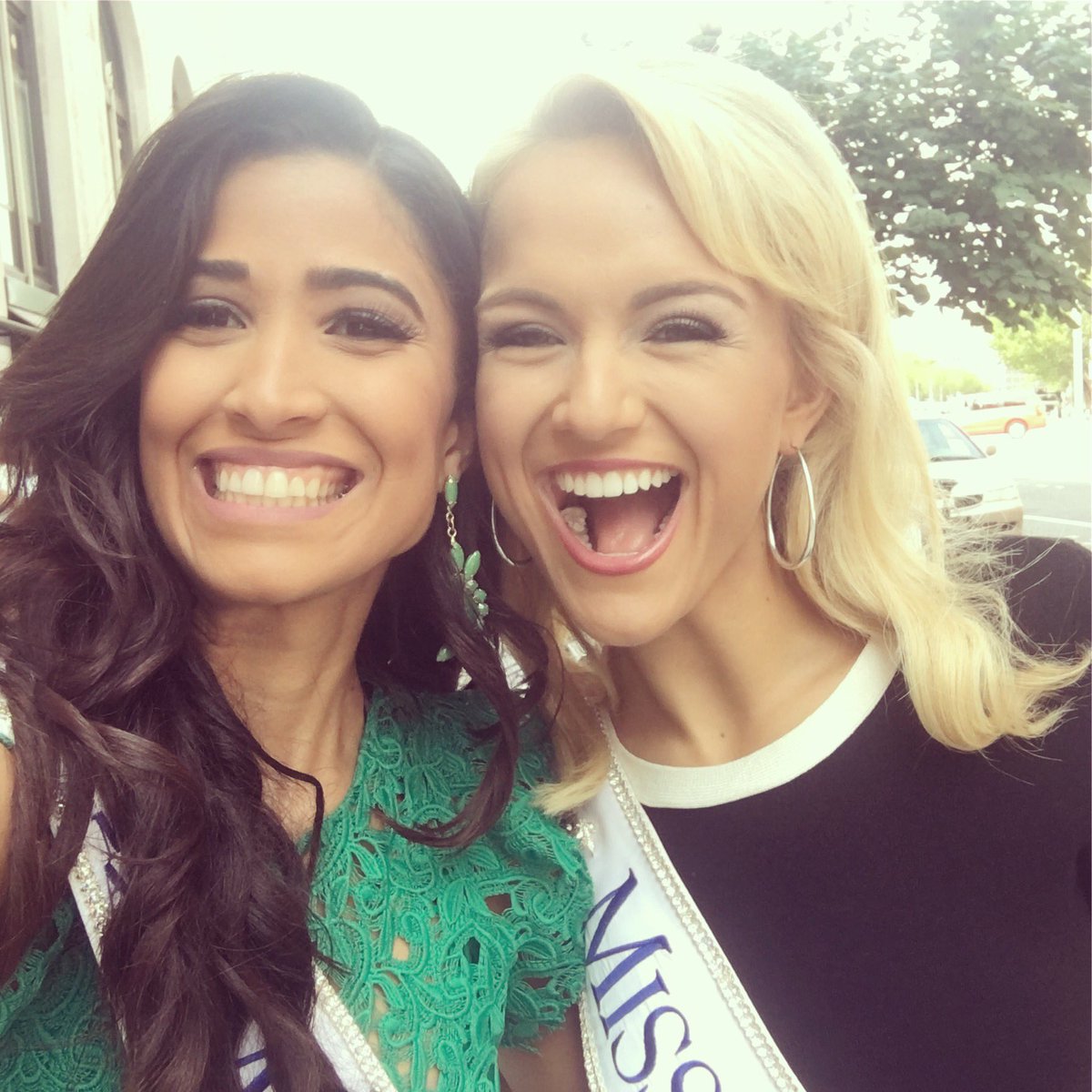 Best wishes to Savvy Shields @MissAmericaOrg 💃🏼 during her year of service💜 #MissAmerica #FromArkansas #MissPR