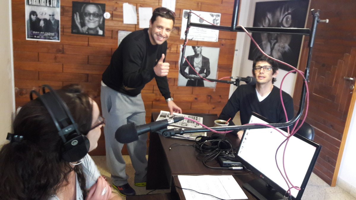 <a href="/BedeFernandez/">Bede Fernandez</a> <a href="/cosciafranco/">Franco Javier Coscia</a>  en #RadioCiudadBellVille promocionando la carrera del <a href="/prensatn/">TN</a> en el Cabalen