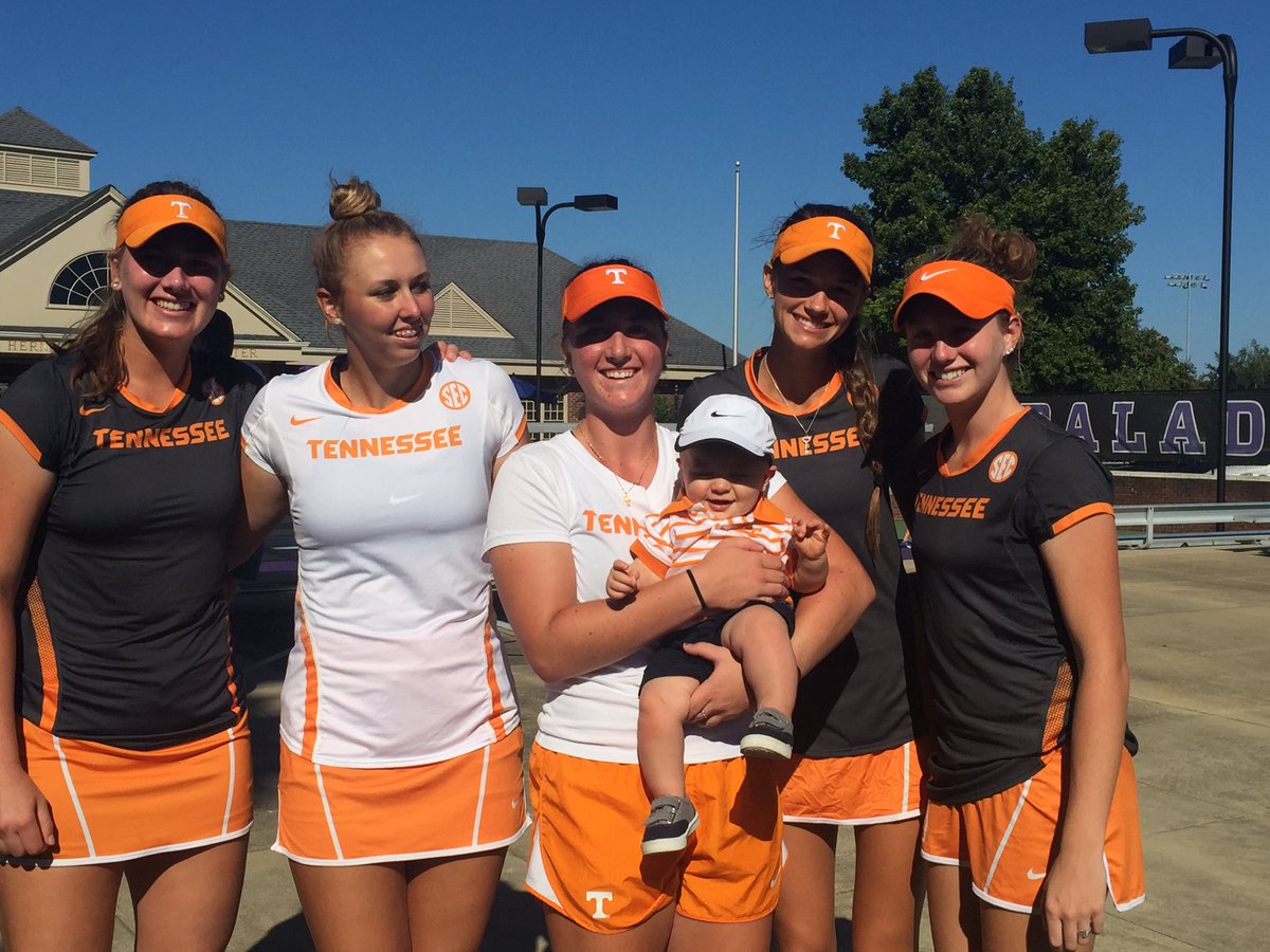 Game day with <a href="/Vol_WTennis/">Tennessee Women's Tennis</a> and Conrad Hicks <a href="/MDixonCo/">M. Dixon Co</a> 🍊🎾🏈