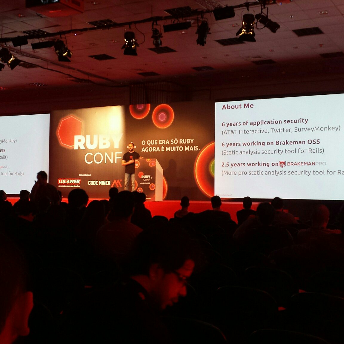 GoRailsbr's tweet photo. Direto dos criadores do breakman. Segurança das suas aplicações #rubyconfbr #rubyconf #ruby #rails #rubyonrails #gorails #rubyconf2016 https://t.co/mfwXr60ENK