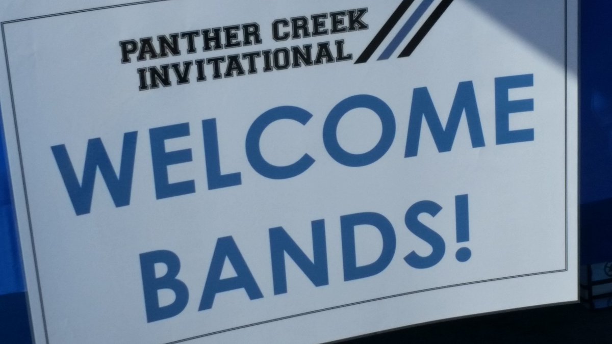 ThePantherCreek's tweet photo. Here come the bands! @PCHSband @NorthwestWCPSS @WCPSS https://t.co/ESDwYiBvCX