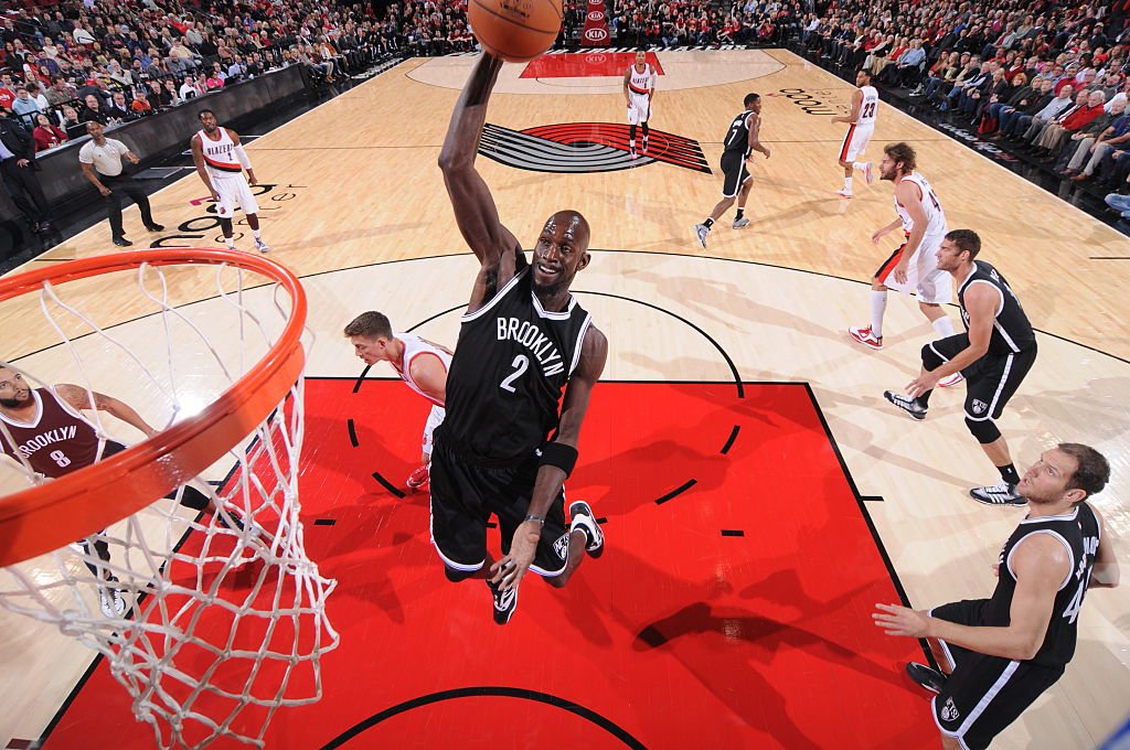 NBA's tweet photo. The KID could FLY! #ThankYouKG https://t.co/vdWWU2YxEK