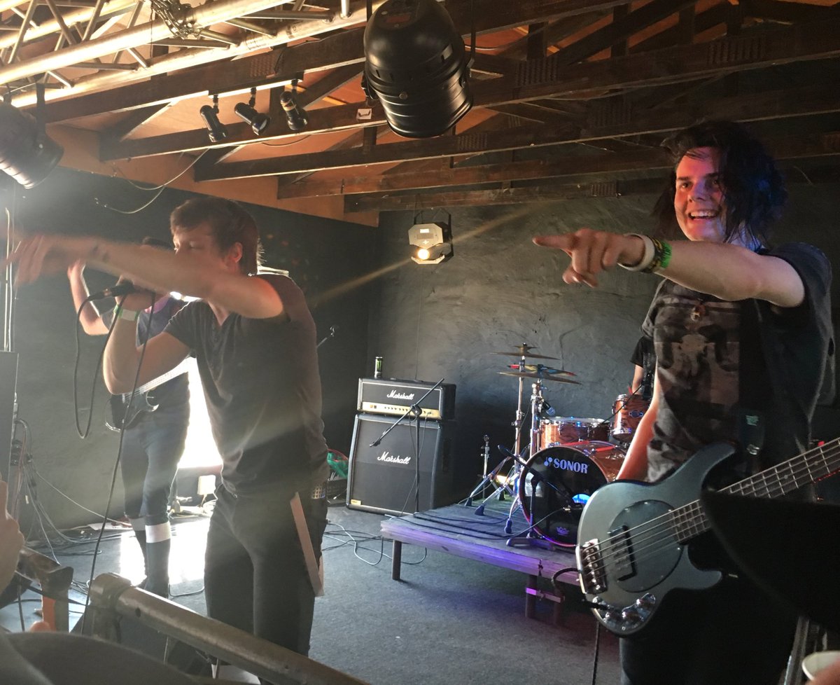 BsharpEnt's tweet image. Super impressed by @SetForTheSky @KrankdUpFest - stage presence is unbelievable!