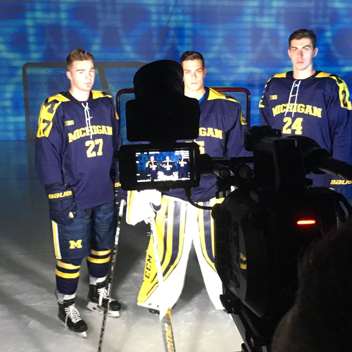 Better Look At The Nike Michigan Hockey Road Jerseys Woof Mgoblog