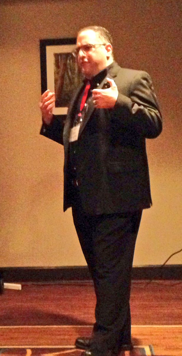 salvo7's tweet image. Ain&apos;t quite a Derp, but he&apos;s surprisingly photogenic... But he should be wearing a hoodie.  @erikapearson #sigdoc16