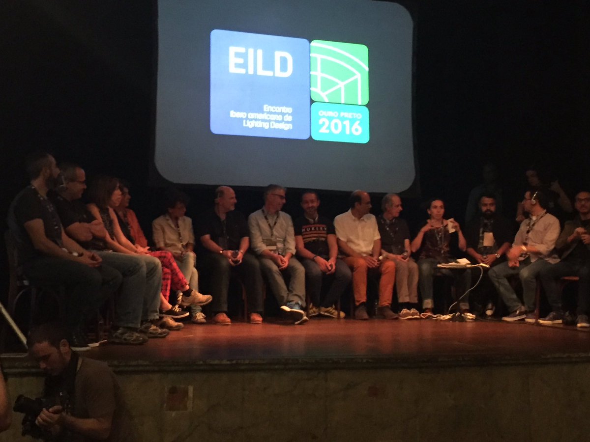 iluminet's tweet photo. Hoy de conclusiones para cerrar el #EILD2016, el comité organizador en el Star y sponsors gold al frente https://t.co/xXteZPXsRx