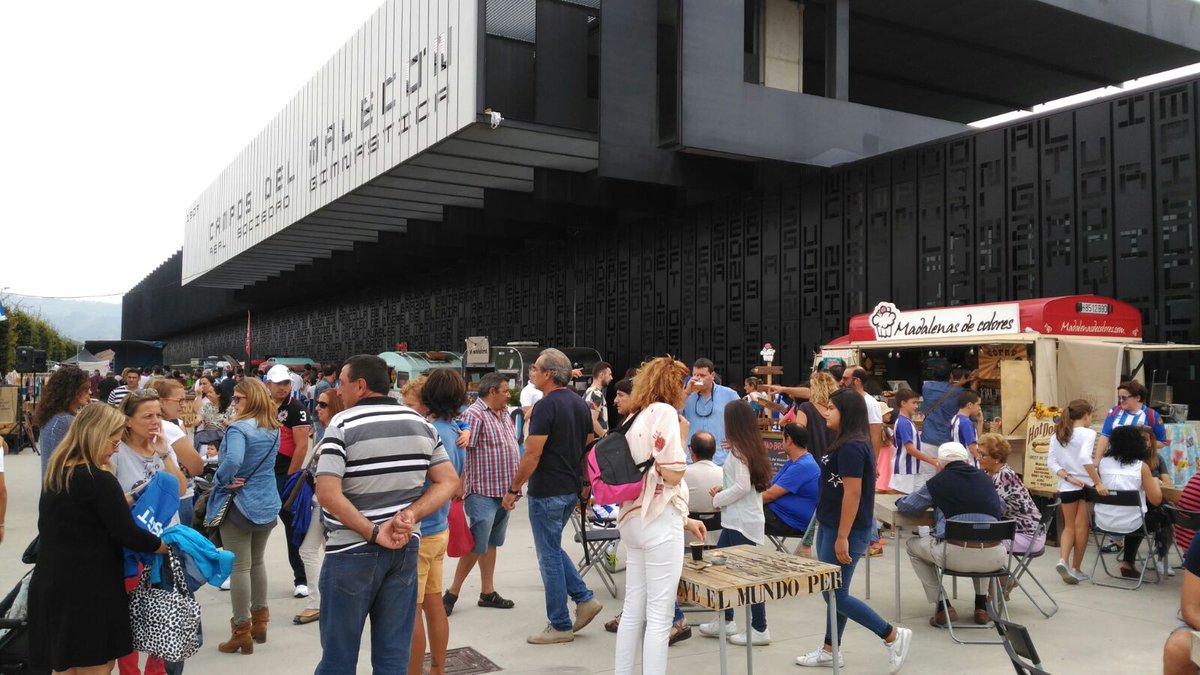 los6000malecon's tweet photo. Estamos pasando lista... y aún no has venido!!!,  te vamos a buscar?  #los6000delmalecón #hagamoshistoria Gracias! https://t.co/JstWWoUbsa