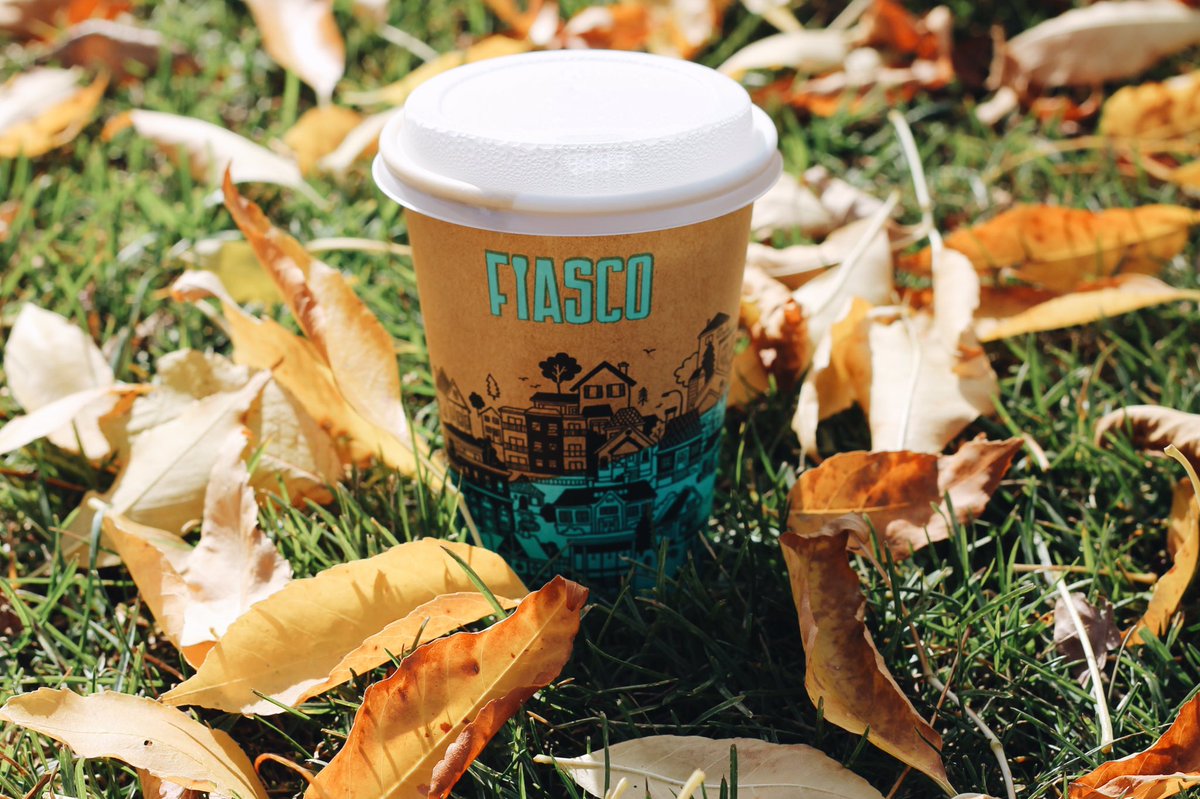 yycfoodtrucks's tweet photo. Starting our morning with a Vanilla Bean Latte from @fiascogelato! Catch the trucks from 10-9pm today at the Home &amp; Design Show 👌🏼 #chds16 https://t.co/cDEI30ULye