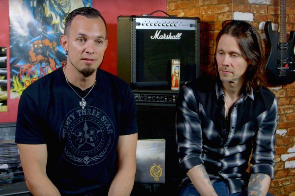 NirvanaFansUK's tweet photo. Alter Bridge Reflect on Impact of Nirvana's 'Nevermind' https://t.co/beu3rGEs90 #Nirvana https://t.co/RerTQYo1IQ