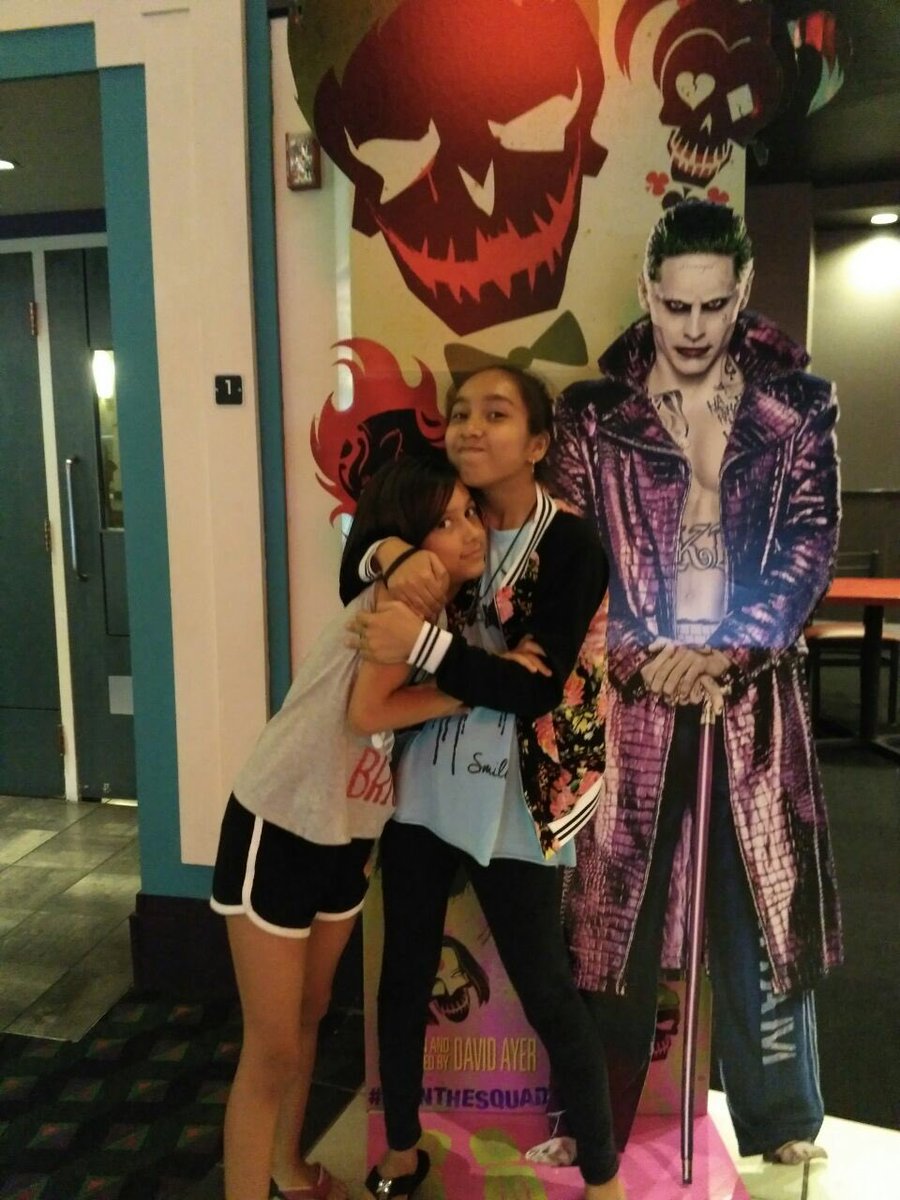azel_leto's tweet photo. Love my family.
My sister, my husband-@JaredLeto and me... https://t.co/qvYOlMEpGM