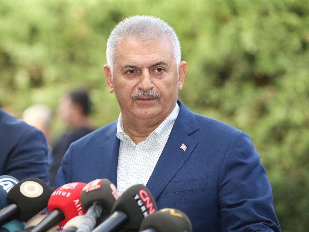 "Bizim kaynağımız değerlendirme kuruluşları değil, milletimizdir. Ülkemizin genç ve dinamik nüfusudur."