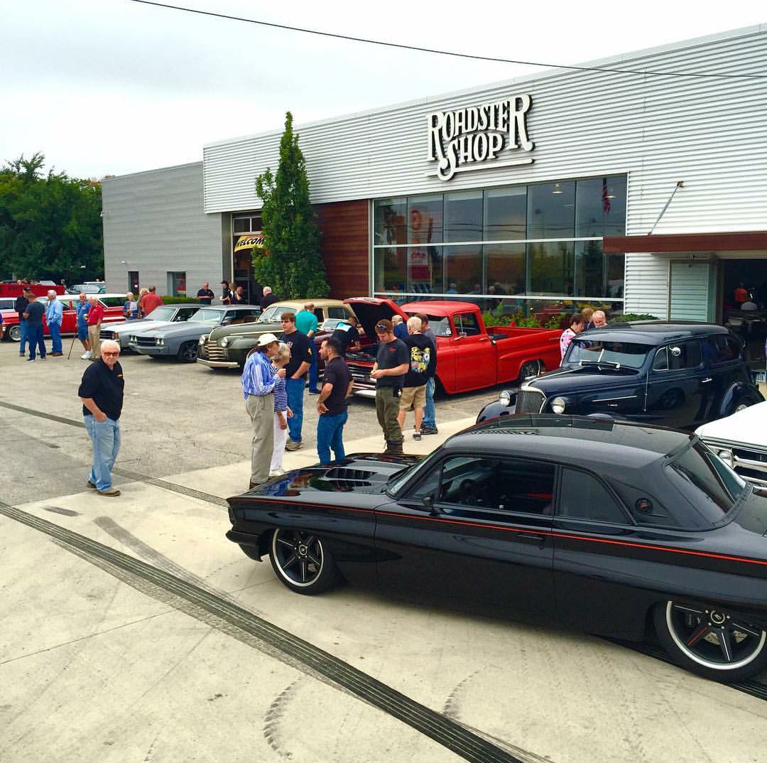 Kindigitdesigns's tweet image. Dave is on his first #ggroadtour with buddies Ron, Dave and Jason. 5 days on the road starting in Il. to Tx. He will be driving the 65 GTO!