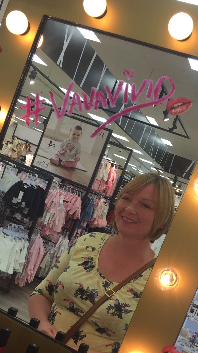 Lovely customer today wearing @maybellineNYUK #nudeflush #05 #VAVAVIVID