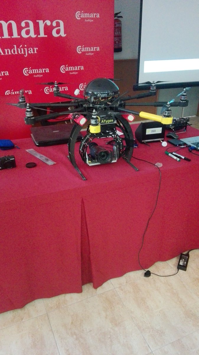 ParradoMJ's tweet photo. Esta mañana en jornada sobre #drones en  feria multisectorial #AndujarESP con @ENERDRONE @aytoandujar @CamaraAndujar https://t.co/zZY9Pm9rNG