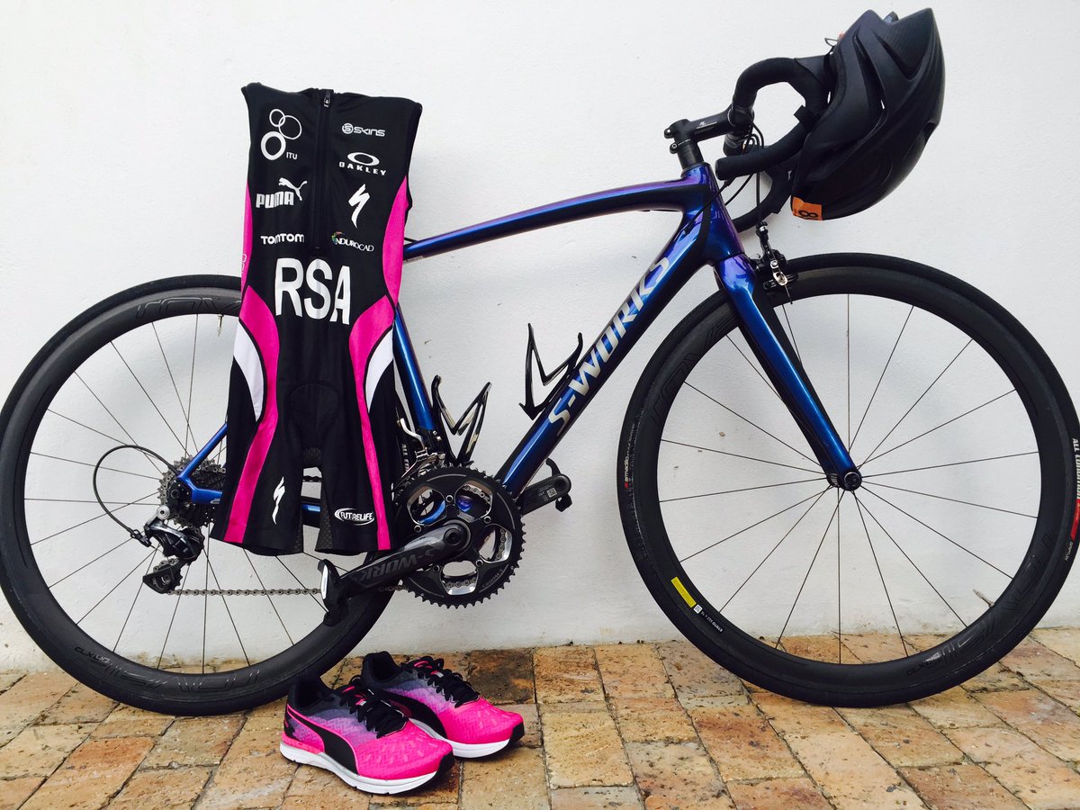 Vicky van der Merwe tweet media