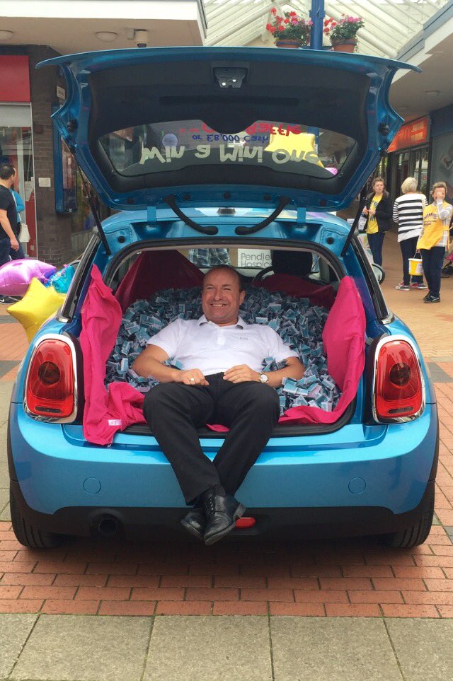 Im back in Burnley giving away this car on behalf of <a href="/PendlesideHosp/">Pendleside Hospice</a> its a pleasure to help such a Great charity
They sold loads of tickets!
