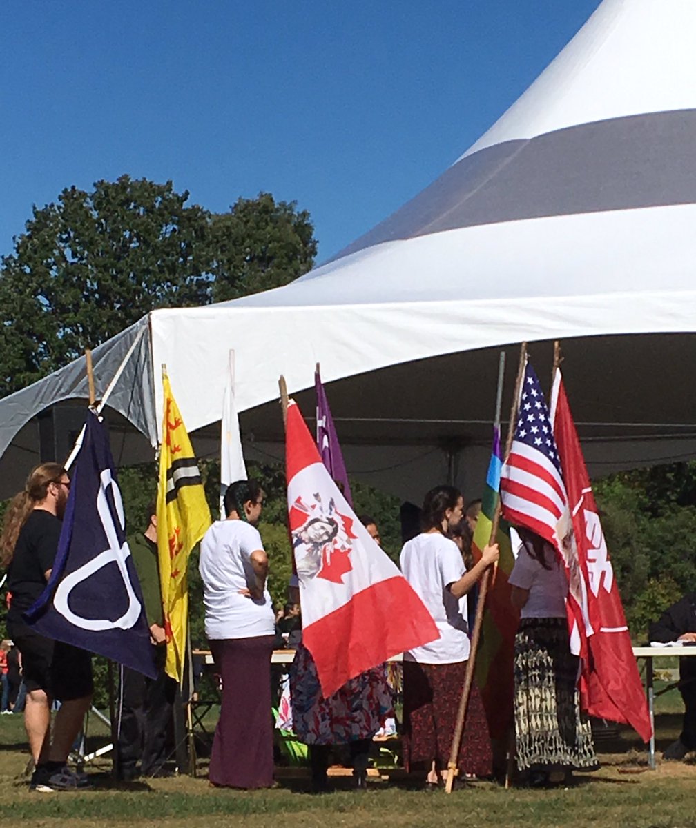 bethbee01's tweet photo. Waiting for Waterloo Powwow Grand Entry. https://t.co/dnH9mIDyac