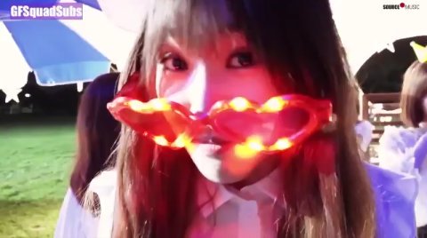 seulgeography's tweet photo. we doesn't match at all but at least appreciate choi yuna the inventor of glasses
#buddyselcaday https://t.co/p9iVzmlhNa