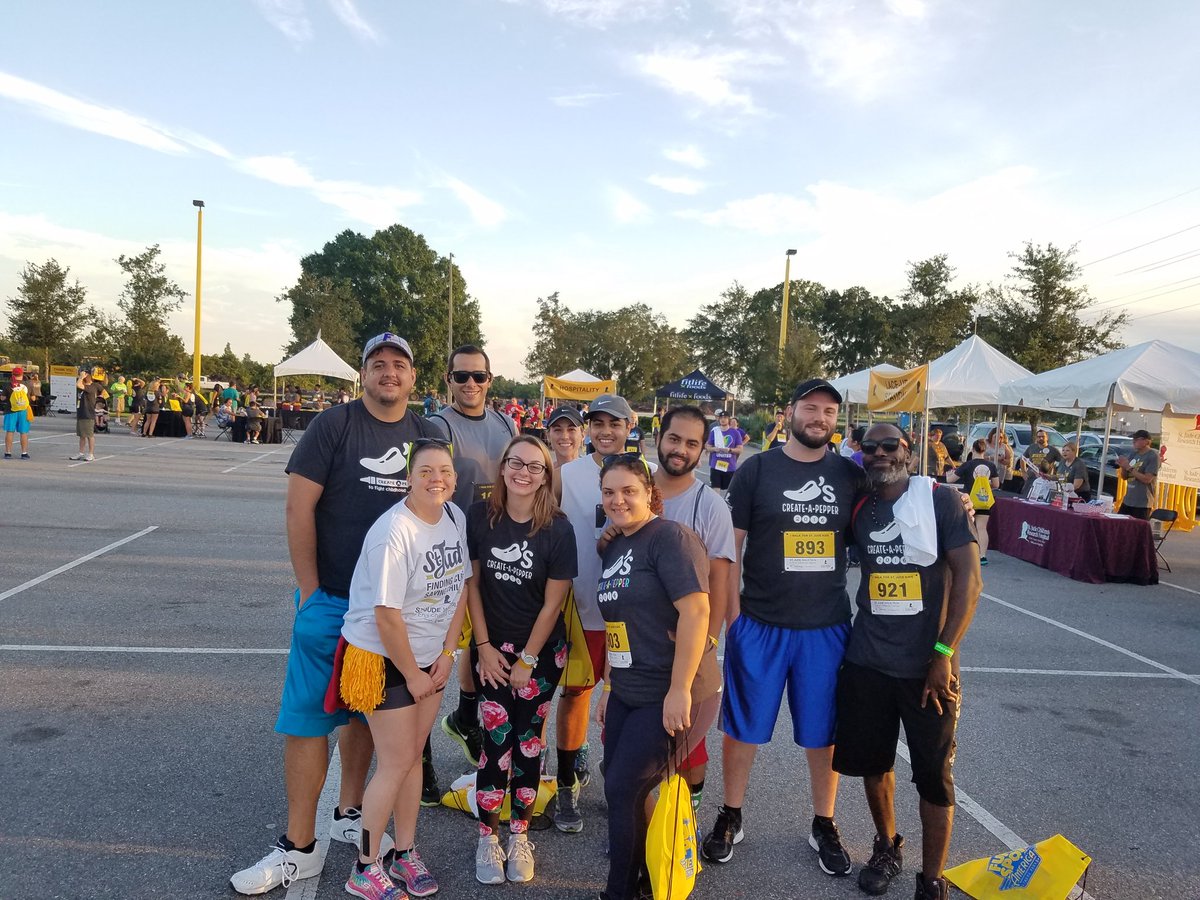 beckyfrz's tweet photo. #StJudeRunwalk #chilislove https://t.co/gFFsP8uarv
