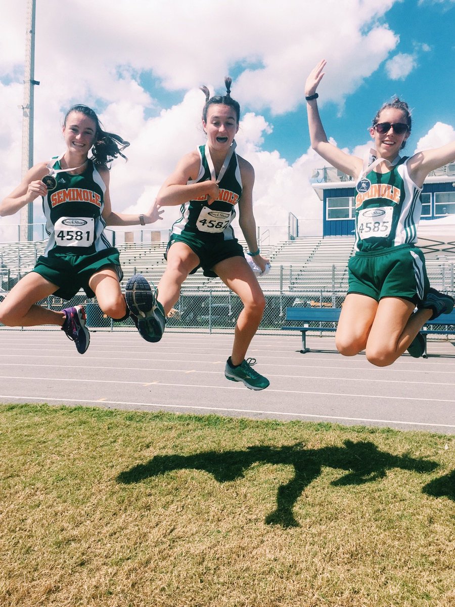 WarhawkSports's tweet photo. Congrats 2 our warhawk runners placing at NorthPortInv: GabbyHamblin 9th GraceHamblin 10th &amp; EmilyLaperierre 20th #seminole #warhawks https://t.co/doY5i9hgMh