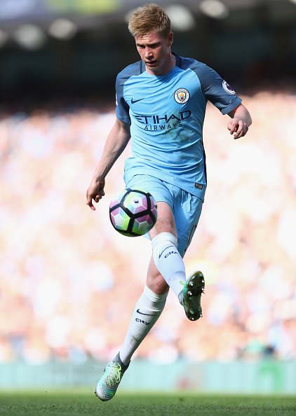 ManCity_Arab's tweet photo. فقط ميسي لديه اسيست اكثر من دي بروين من بداية الموسم الماضي 2014/2015 !

#MC_Arab https://t.co/V2nR1jsl8Q