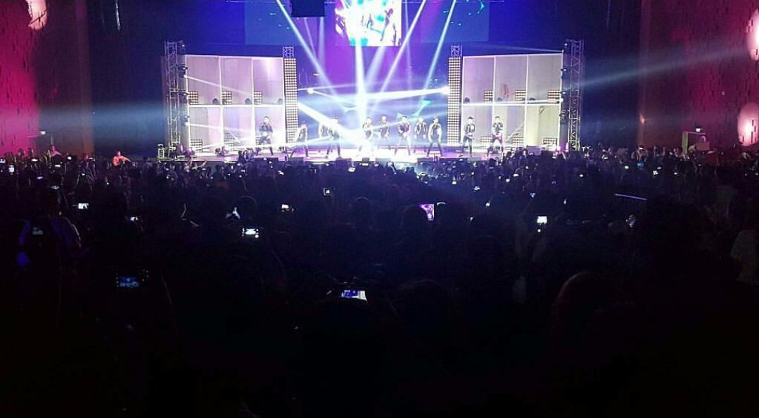 STHashtagsOFC's tweet photo. CONGRATULATIONS HASHTAGS!!!! MARAMING-MARAMING SALAMAT HASHTAGERS!!💪❤❤

 #HashtagsTheRoadTripConcert https://t.co/0XE1n6fmqr