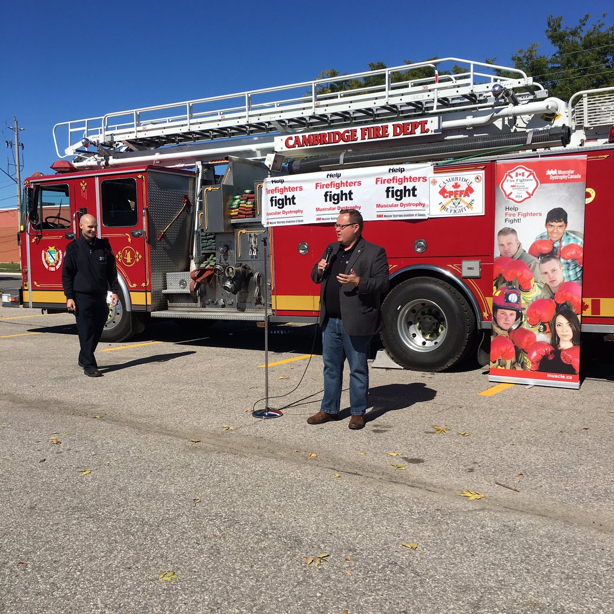 _BryanMay's tweet image. Thank you @CPFFALocal499 for your #BootToll to fight Muscular Dystrophy. Come out to @CambCentre today and you too can make a difference.