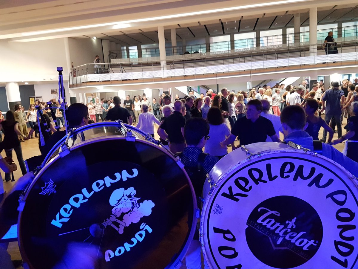 Bon anniversaire Loened Fall ! #pontivy #festnoz #bagad