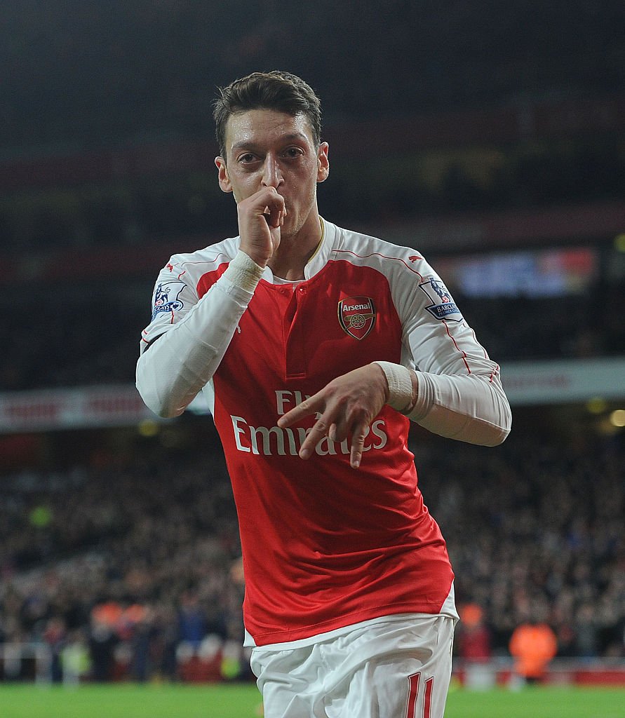SimplemnteSport's tweet photo. MT│El #Arsenal golea al #Chelsea 3-0 en un primer tiempo que no se le veia a los gunners en años. Alexis, Walcott y Ozil los goleadores https://t.co/91EGNIqYX7