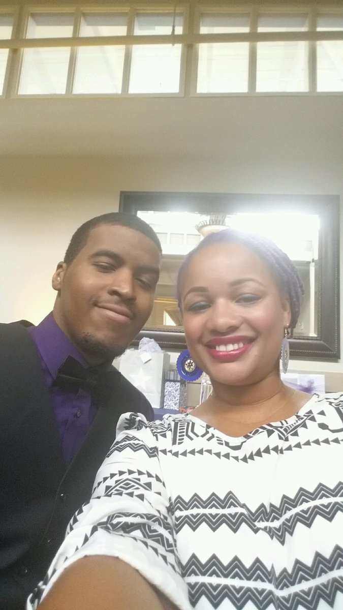 newtritionista1's tweet photo. At #teamChandy's wedding! (at @SavageMill in Savage, MD w/ @kickingseven) https://t.co/fe5TvEy71Z https://t.co/3gjImBUyvx