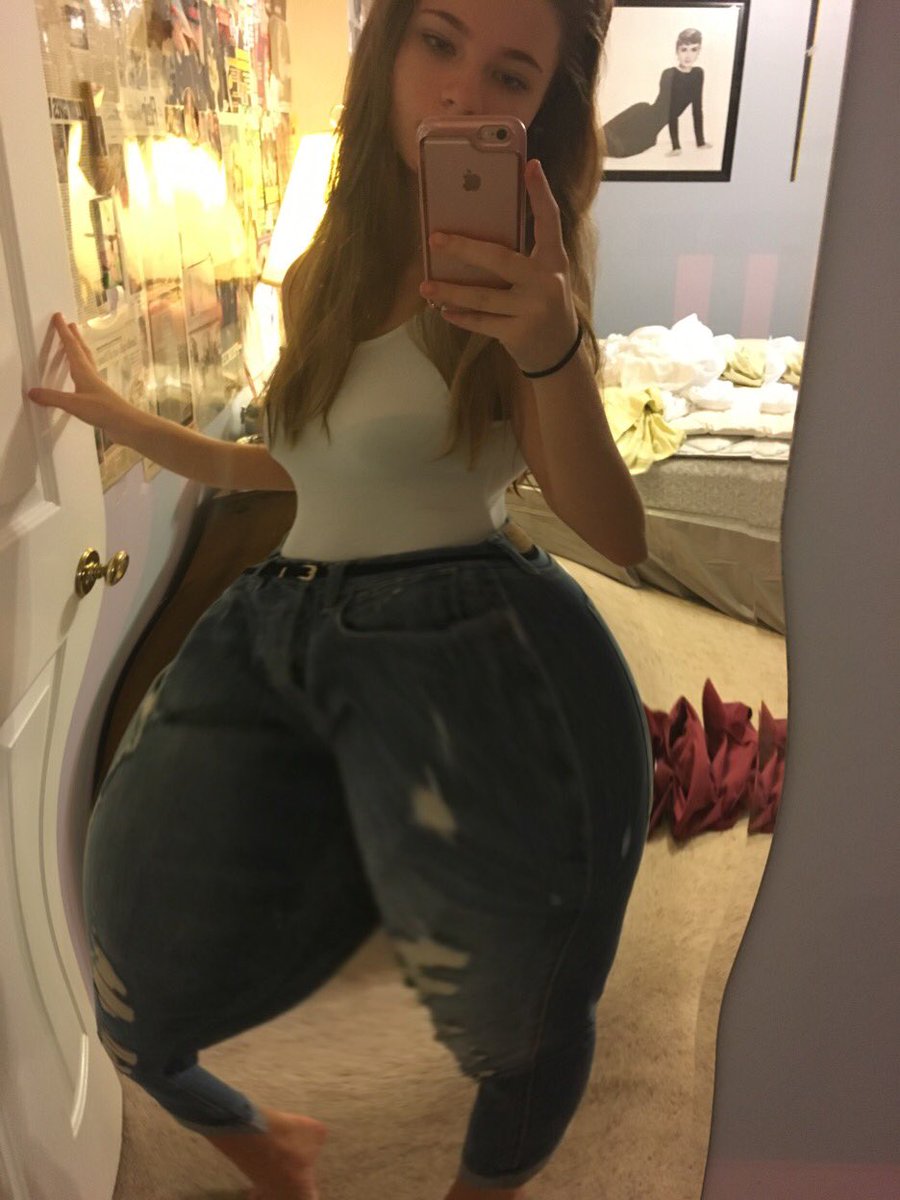 Thicc asian girl
